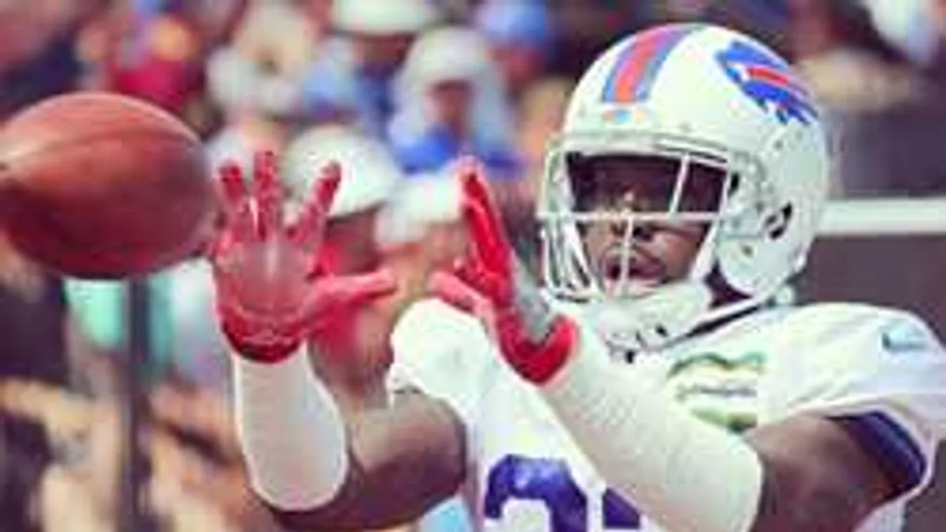 Játszott, majd a tétmeccs közben visszavonult a sztárfocista