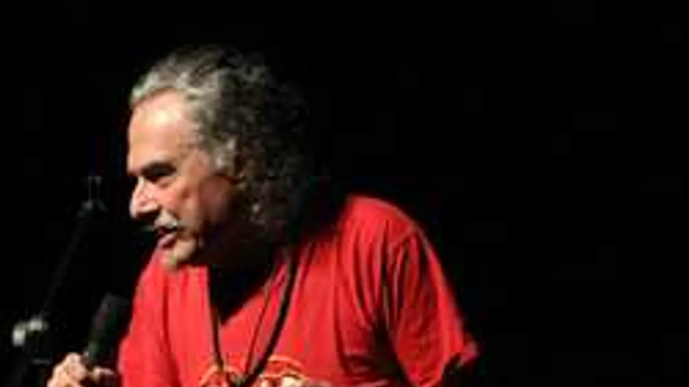 Megszólalt autóbalesete után Laár András: nagy fájdalmakkal küzd