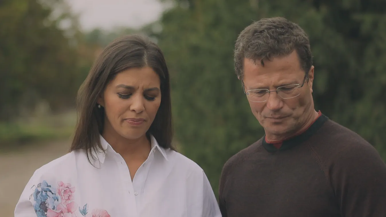 Megható pillanatok: átvehetik otthonukat az Újratervezés szereplői