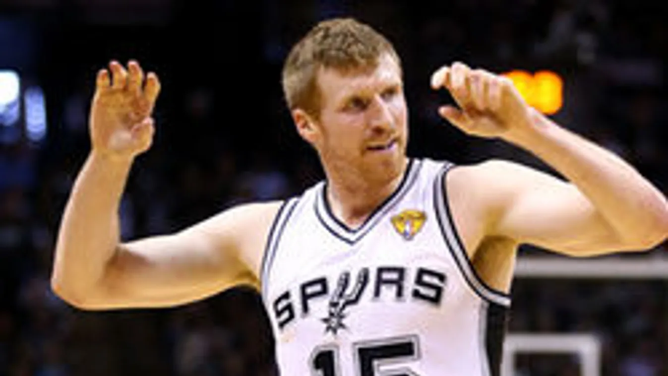 Új mobilja miatt bénázik az NBA-sztár