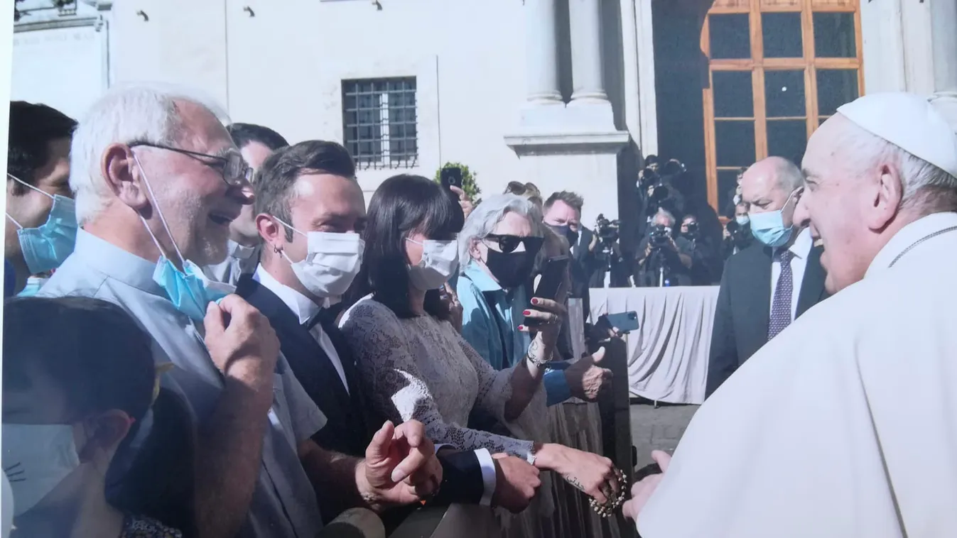 Magyarul beszélt Lajos atyához Ferenc pápa, ezt mondta