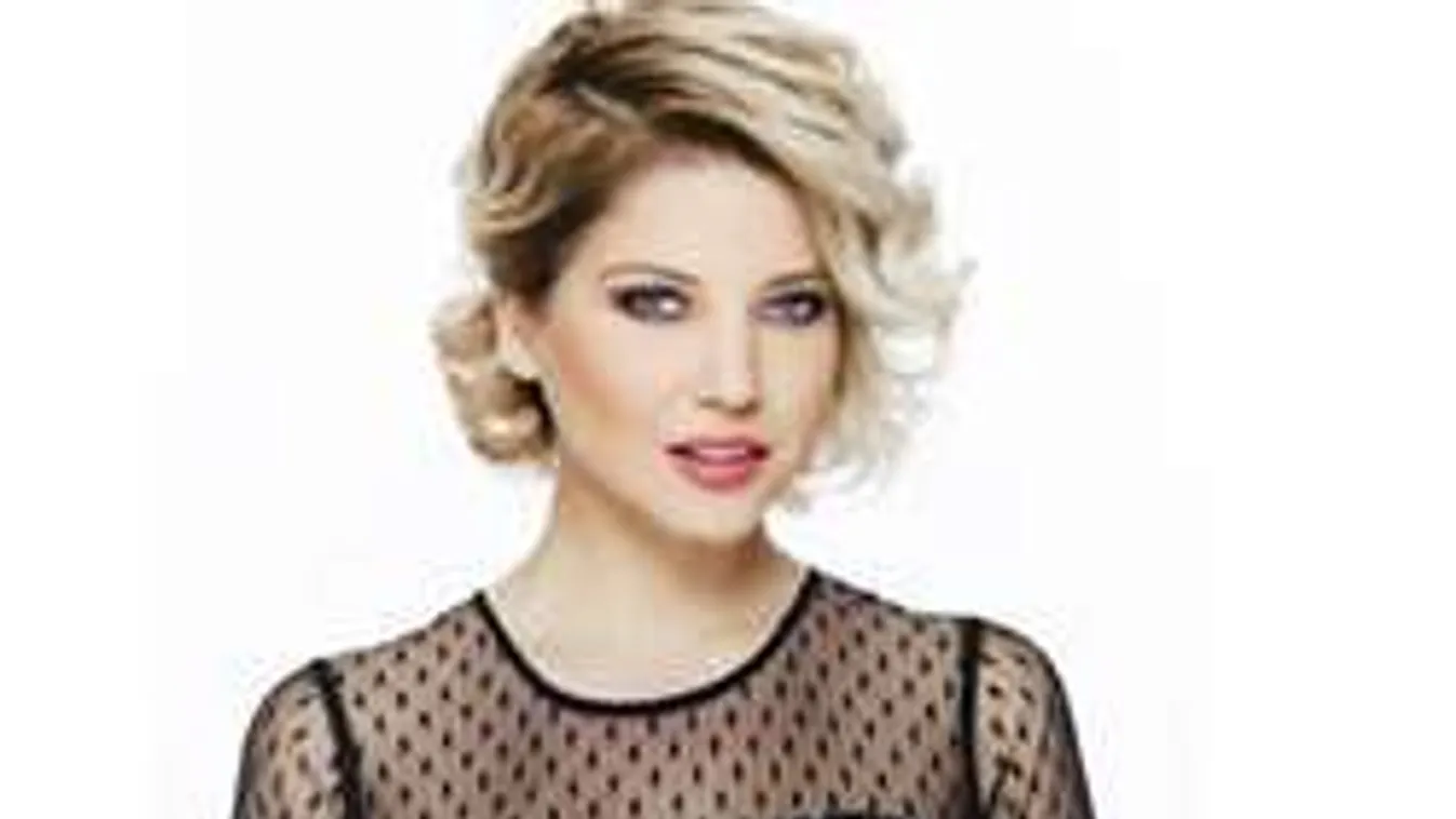 Szabó Zsófi megforgatta vőlegényét a celebvilágban