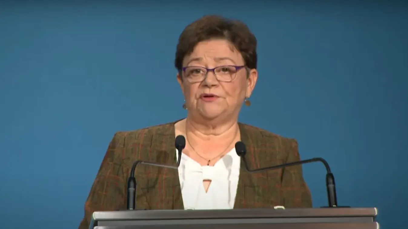 Müller Cecília: Mindenki oltassa be magát influenza ellen!