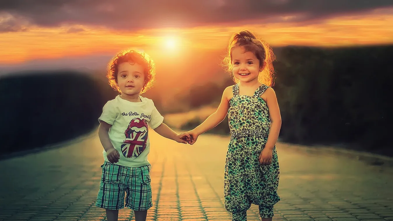 Kiakadt az anyuka az őket segítő alapítványra: durva történetre derült fény