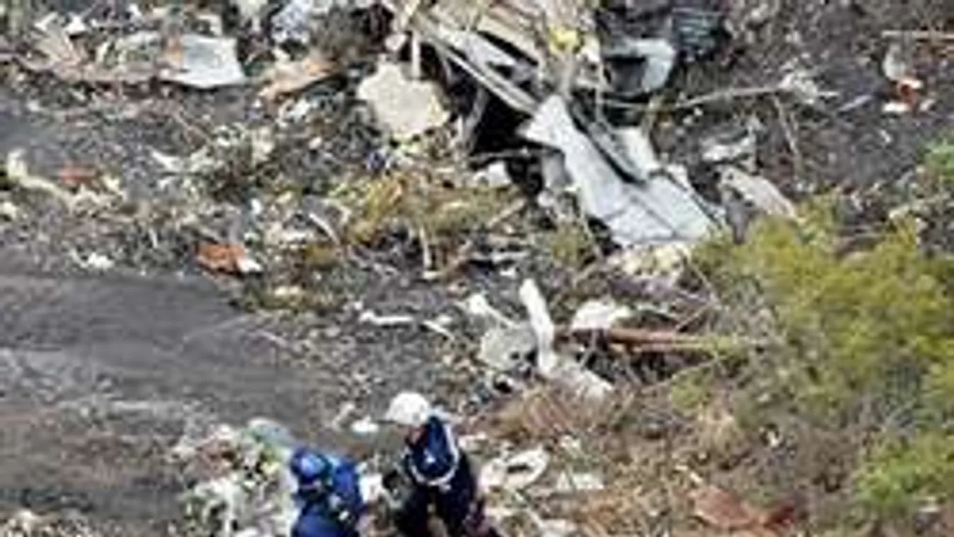 Feljelentette a gyászoló apa az öngyilkos pilóta családját!