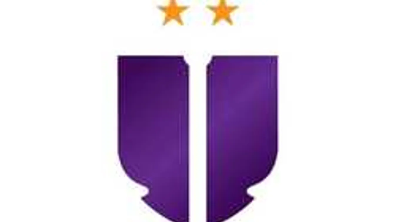 Botrány: nagy tömeg tüntetett Újpesten, kiakadtak a szurkolók