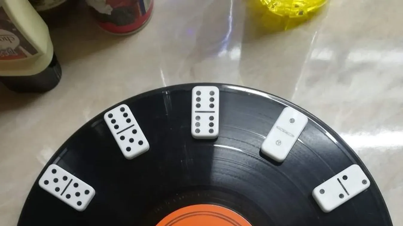 Fantasztikus, mit készített bakelitlemezből a pesterzsébeti férfi