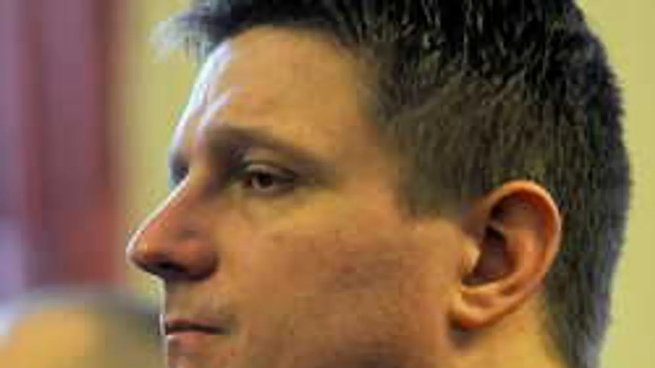 Botrány ami a móri gyilkosok lebuktatójával történik