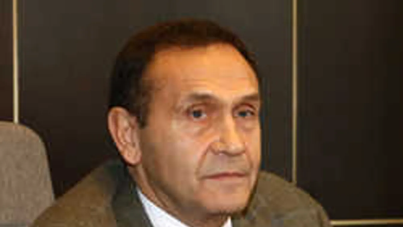 Reagált Gyárfás, ezt üzeni a magyar úszóelnöknek