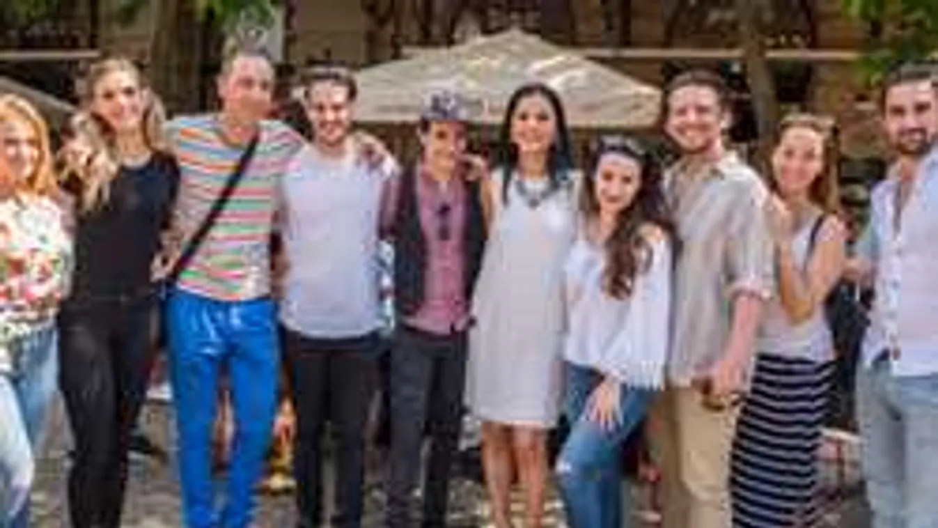 Bazi nagy görög buli: százak táncoltak sztárokkal Budapesten