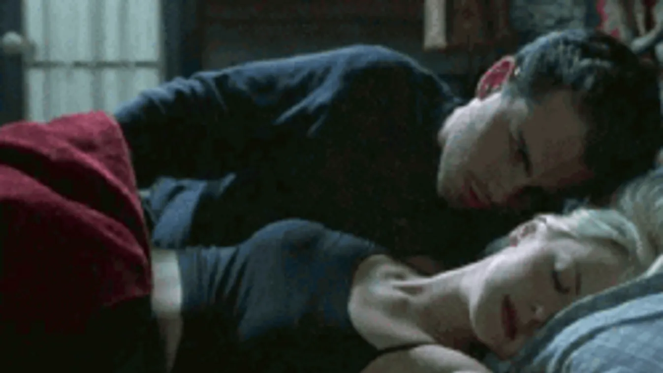 Ezt súgd a csajod fülébe szex közben, ettől azonnal benedvesedik!