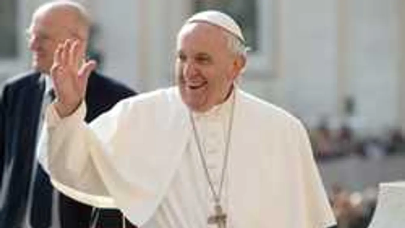 A pápa a migránsok védelmében emelte fel a szavát