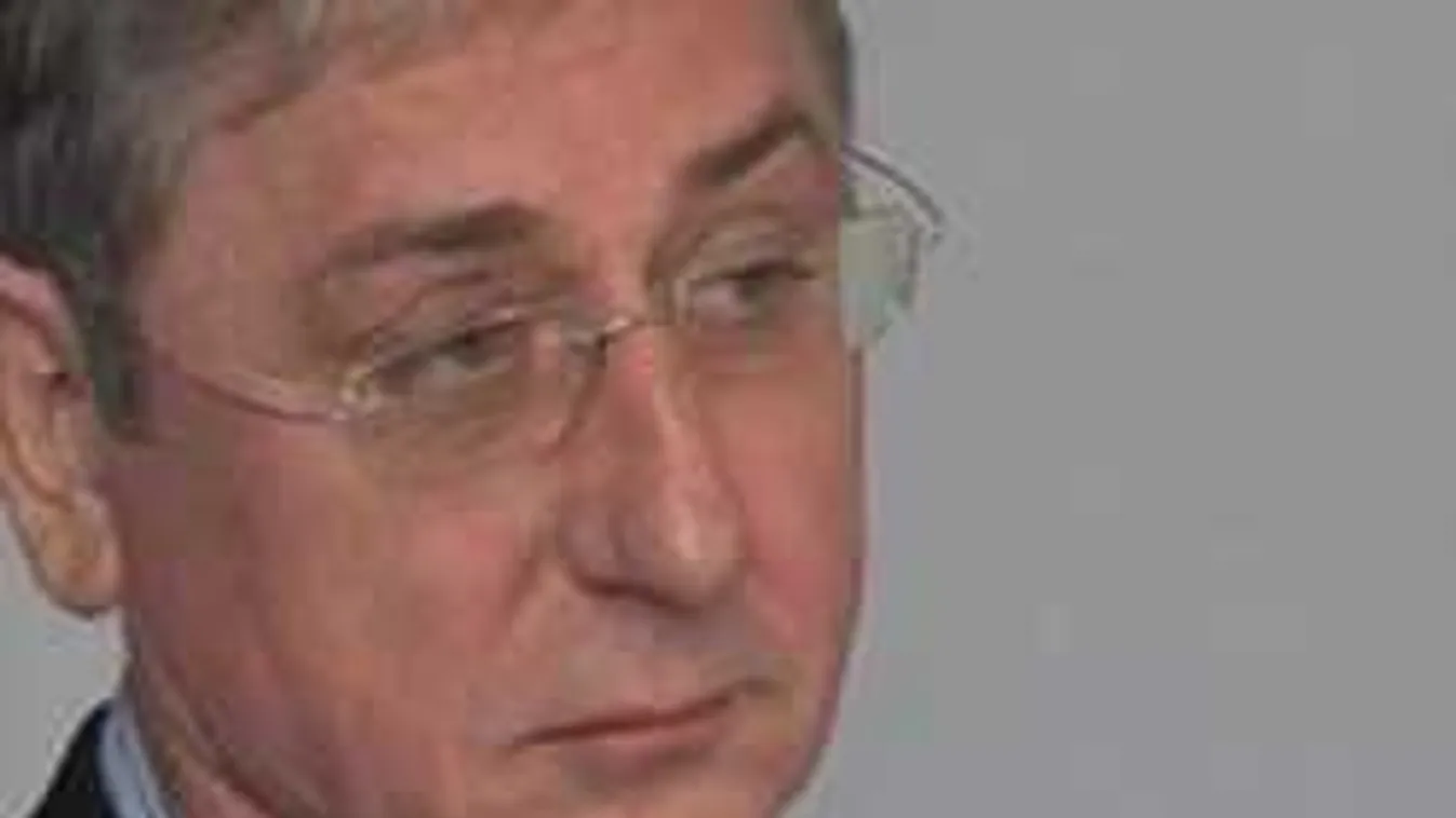 Mit válaszolt a részegséggel vádolt Gyurcsánynak a megfenyegetett LMP?