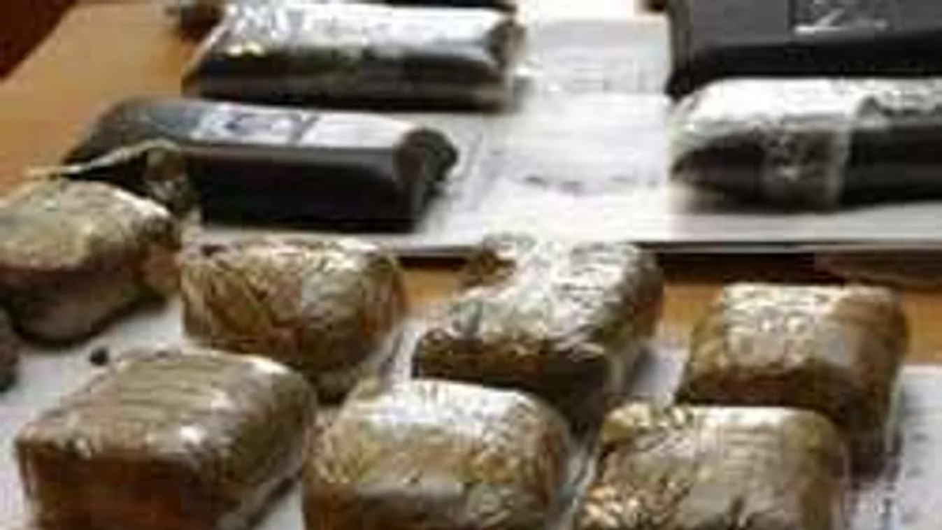 Szép fogás: még a lottóötös is kevés lenne ennyi drogért!