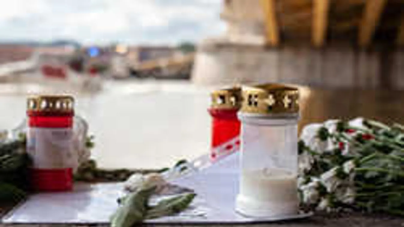 Megindító pillanatok, így imádkoztak a dunai hajóbaleset áldozataiért