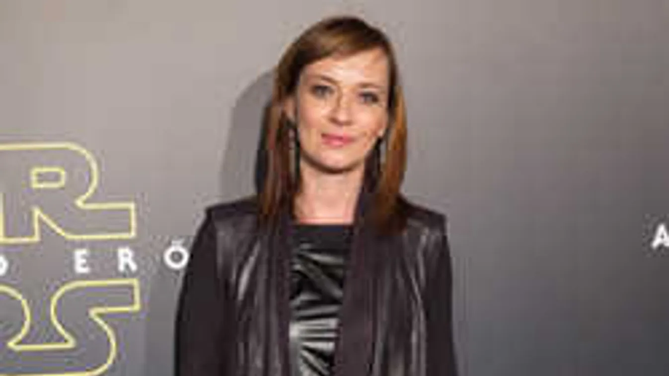 Nem hittünk a szemünknek: hatalmasra nőtt a magyar színésznő pocakja