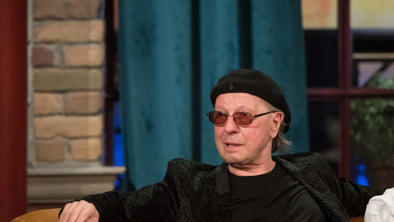 Fotó: Megváltozott a bezárva töltött hetek alatt a népszerű magyar zenész arca