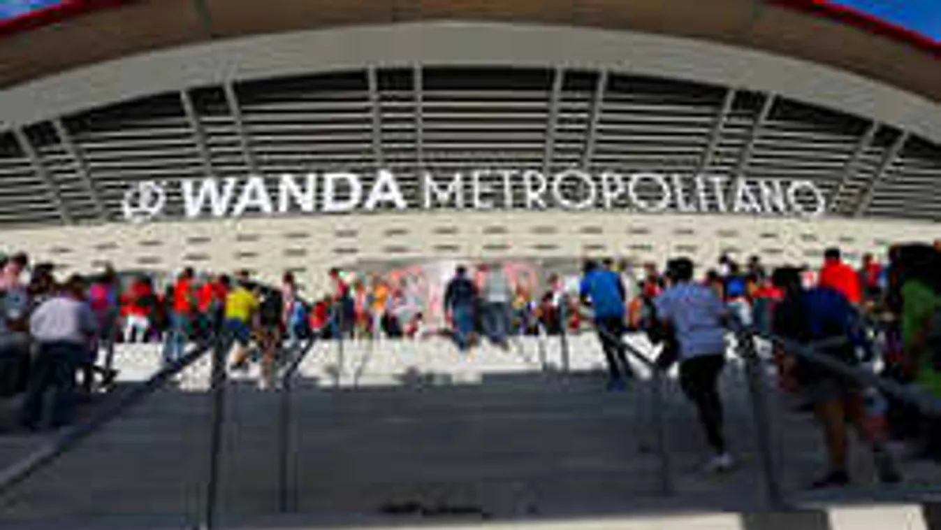 Vérengzés a stadionnál, megkéseltek egy fociszurkolót