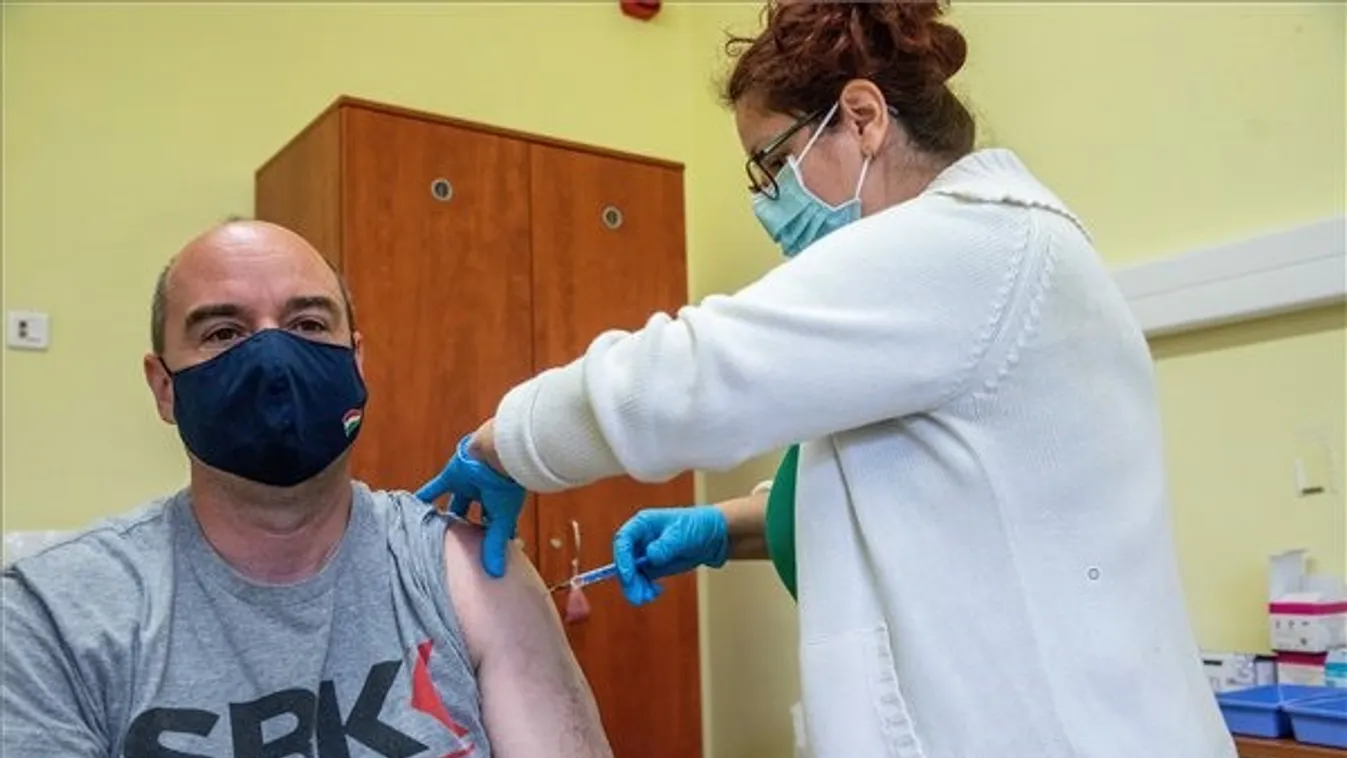 Szóljunk a háziorvosnak, ha már online foglaltunk időpontot az oltásra.