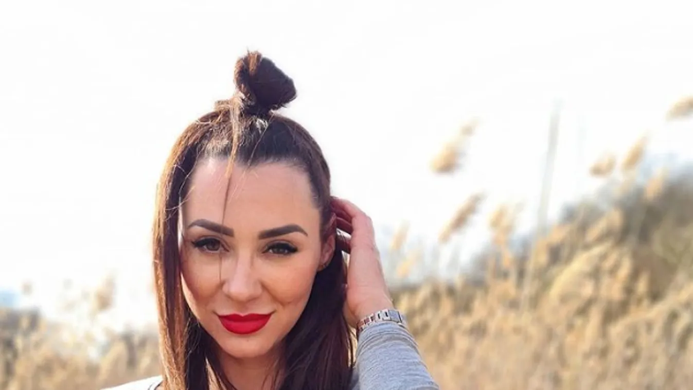 Hoppá! Eljegyezték a TV2 csinos sztárját – Fotó