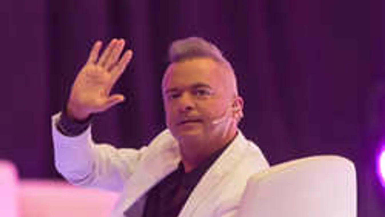 Nagy bejelentést tett Cooky