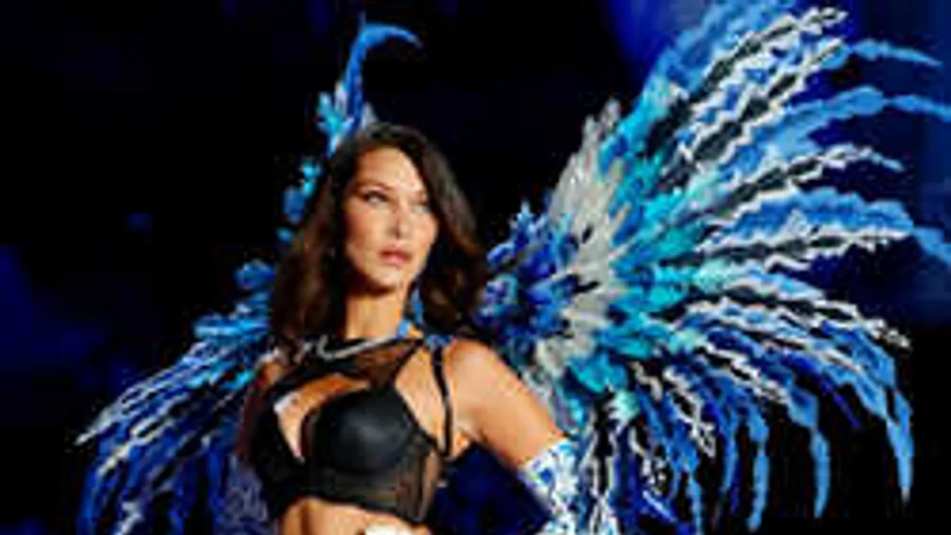 Pucéran lett vacsora a dögös topmodellből