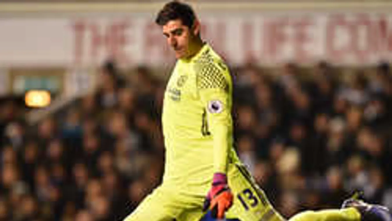 Dzsudzsák és a Chelsea sztárja beszólt a DVSC focistájának - videó