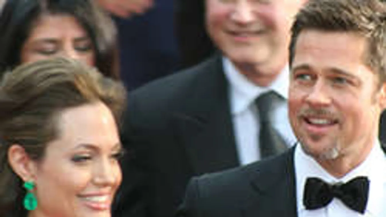 Itt bujkál gyerekeivel a válófélben lévő Angelina Jolie