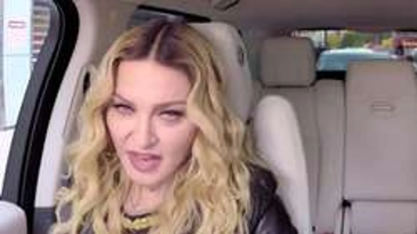 Nem hiszed el, kivel csókolózott Madonna!