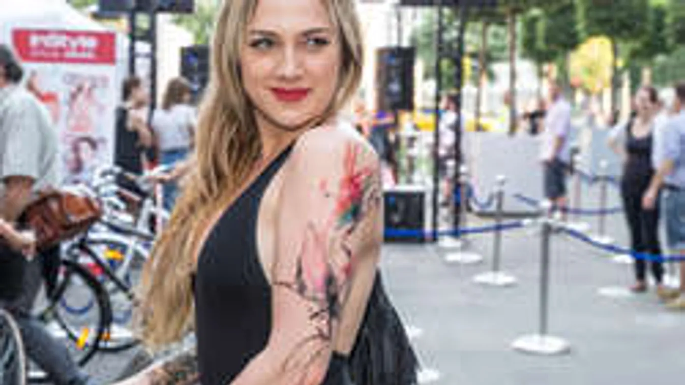 Vérciki sztárszelfik Baukó Évától Zimány Lindáig