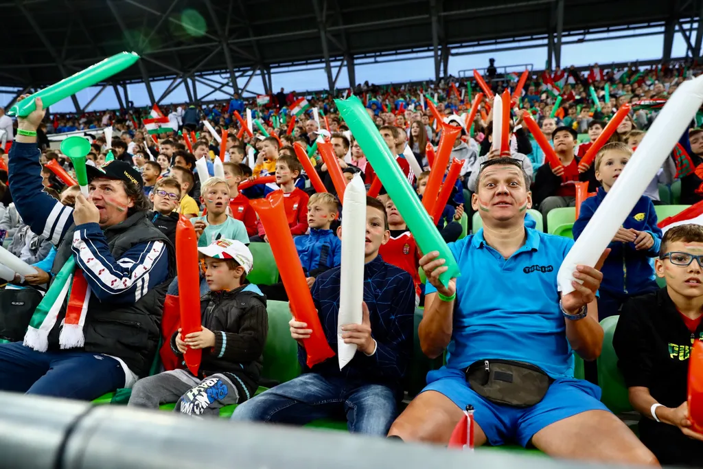 DED97B08-7985-45D9-98FD-4798A504DBAD