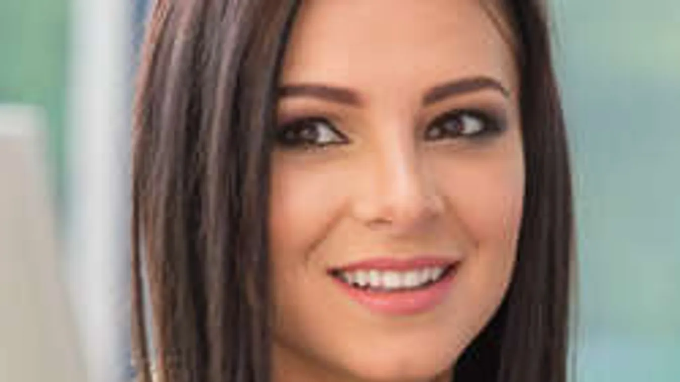 Sarka Kata edzés közben tette ki, amije van - Fotó