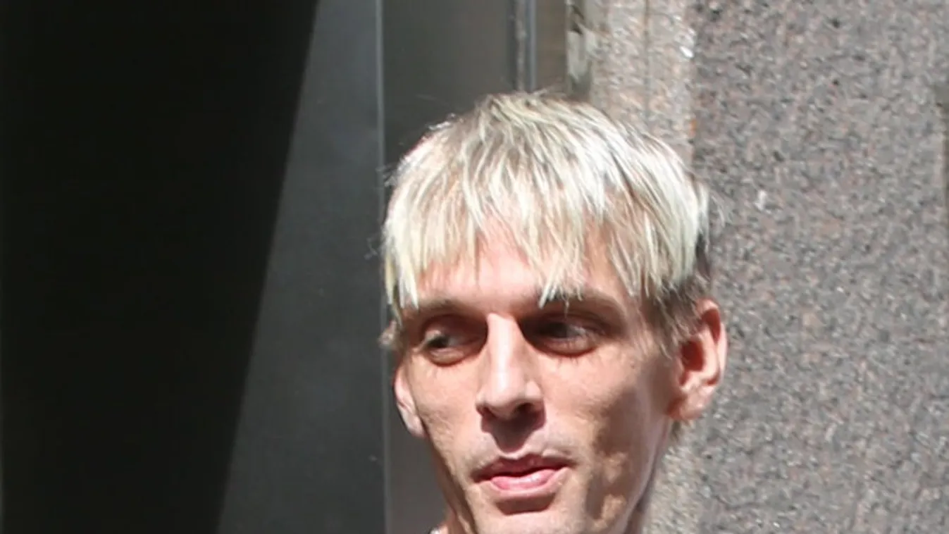 Aaron Carter shockingly thin at Sony Records