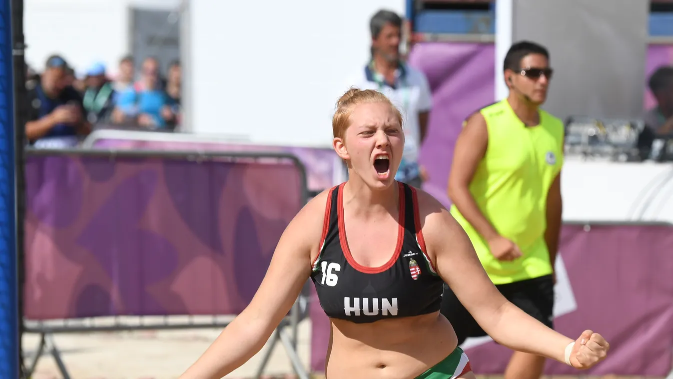 Lekerült a bikini a lányokról, áll a bál a kézilabdában