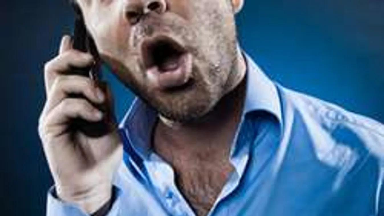 Így lepleződik le egy telefonos csaló! Tanulságos felvétel!