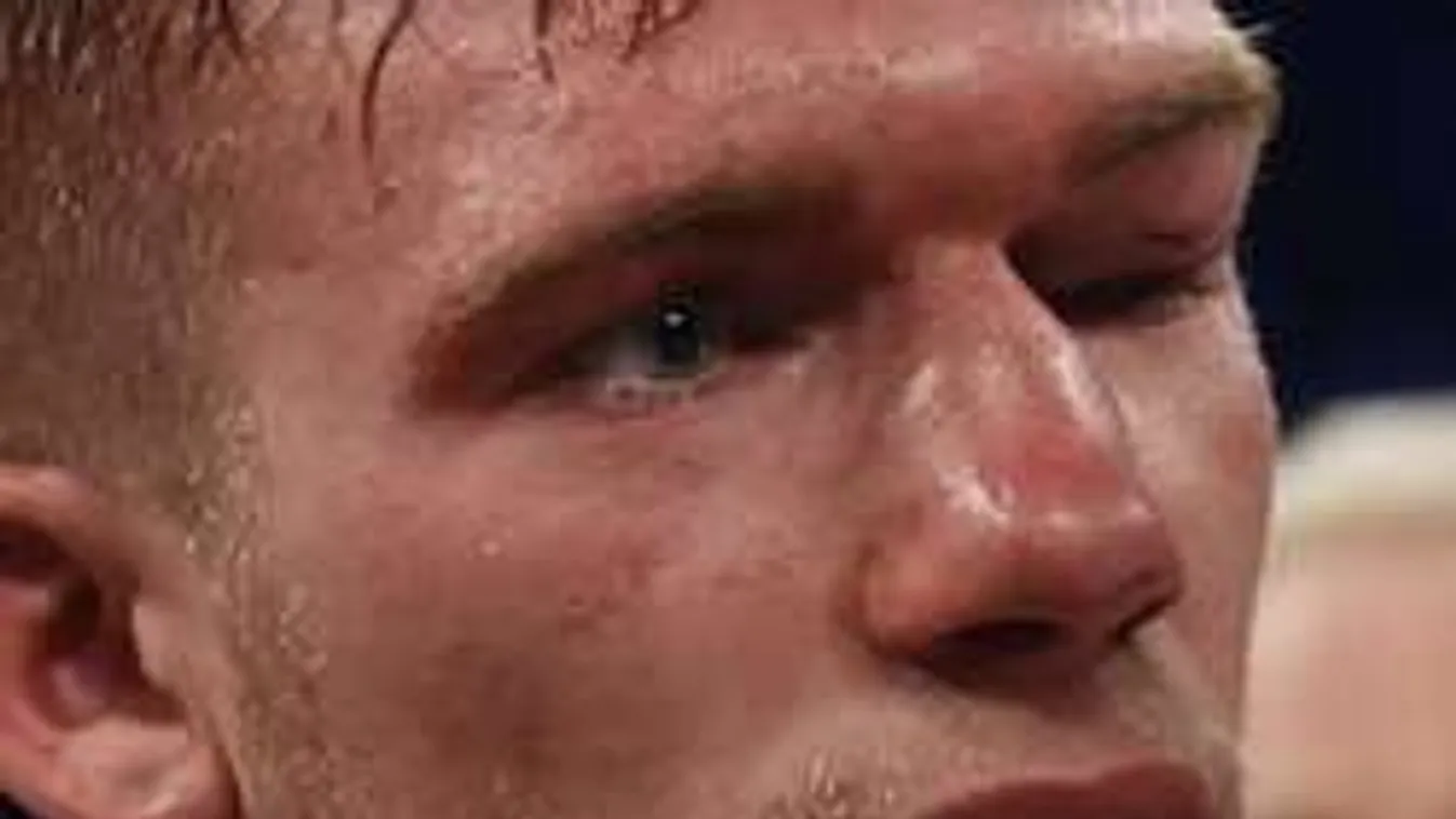 Vérresre verték, kómában a bokszoló - Fotók