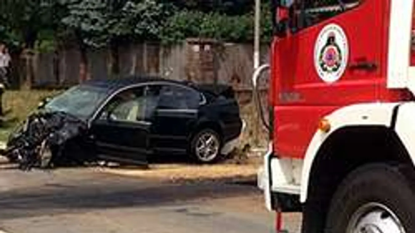 Autót gázolt a vonat. Másodperceken múlott az utasok élete