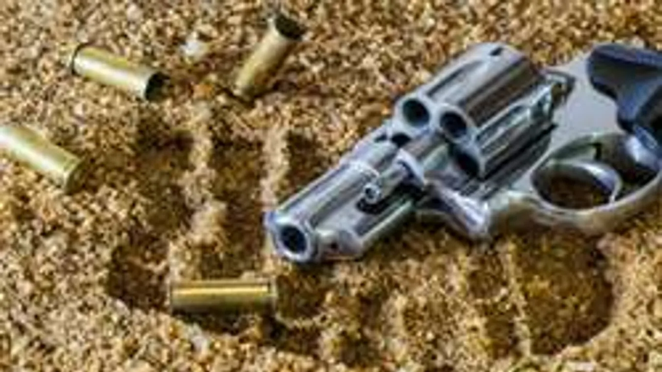 Áramot vezetett az ajtóba a felfegyverzett békési férfi