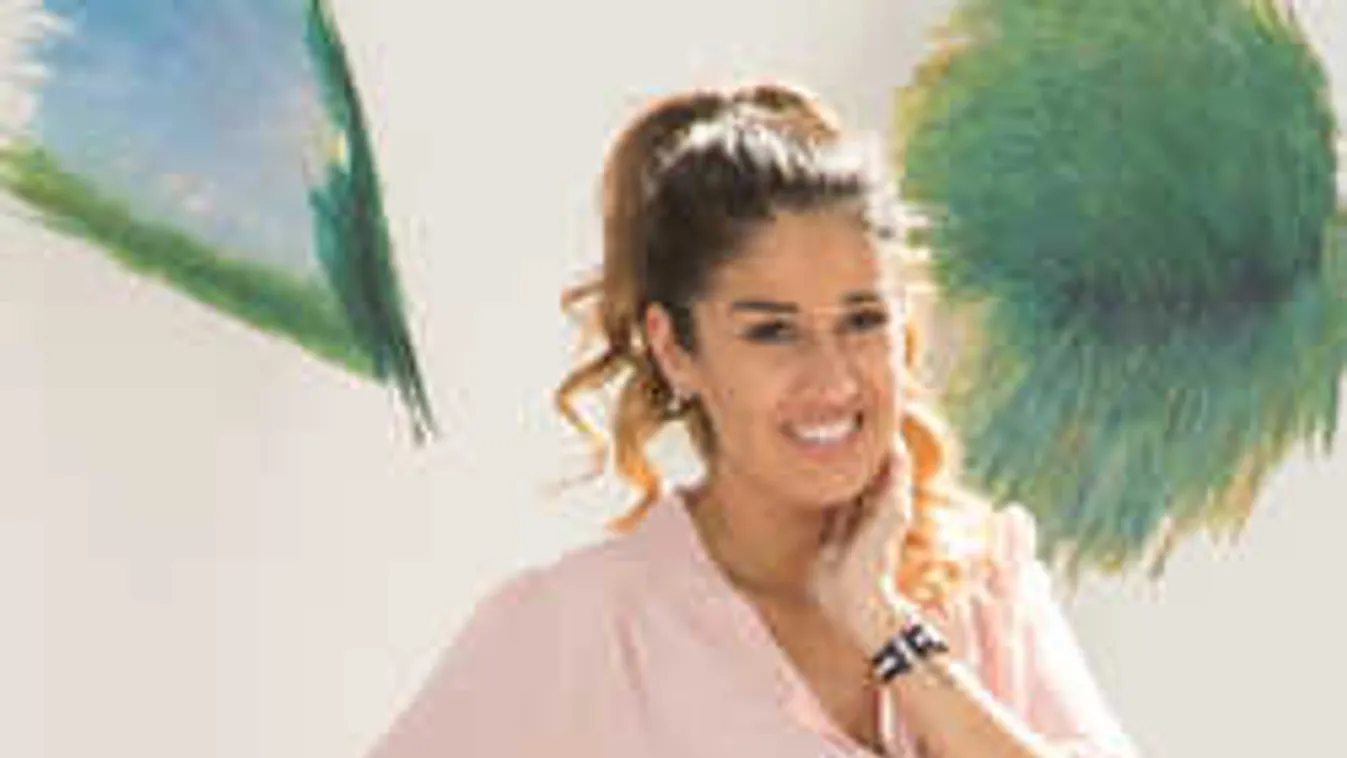 Így várja a karácsonyt: 12 kilótól szabadult meg a magyar énekesnő