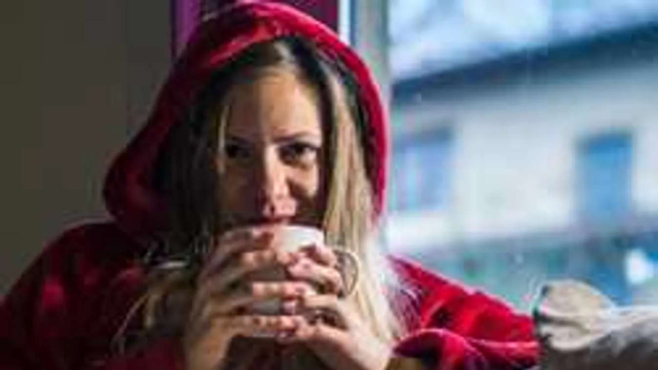 Nagy a baj, rosszul lett a magyar úszónő