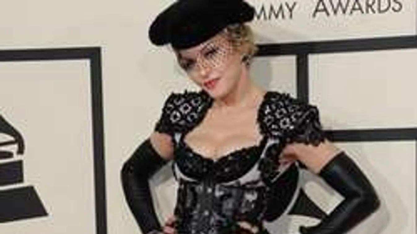 Ismét megdöbbentő külsőt villantott Madonna