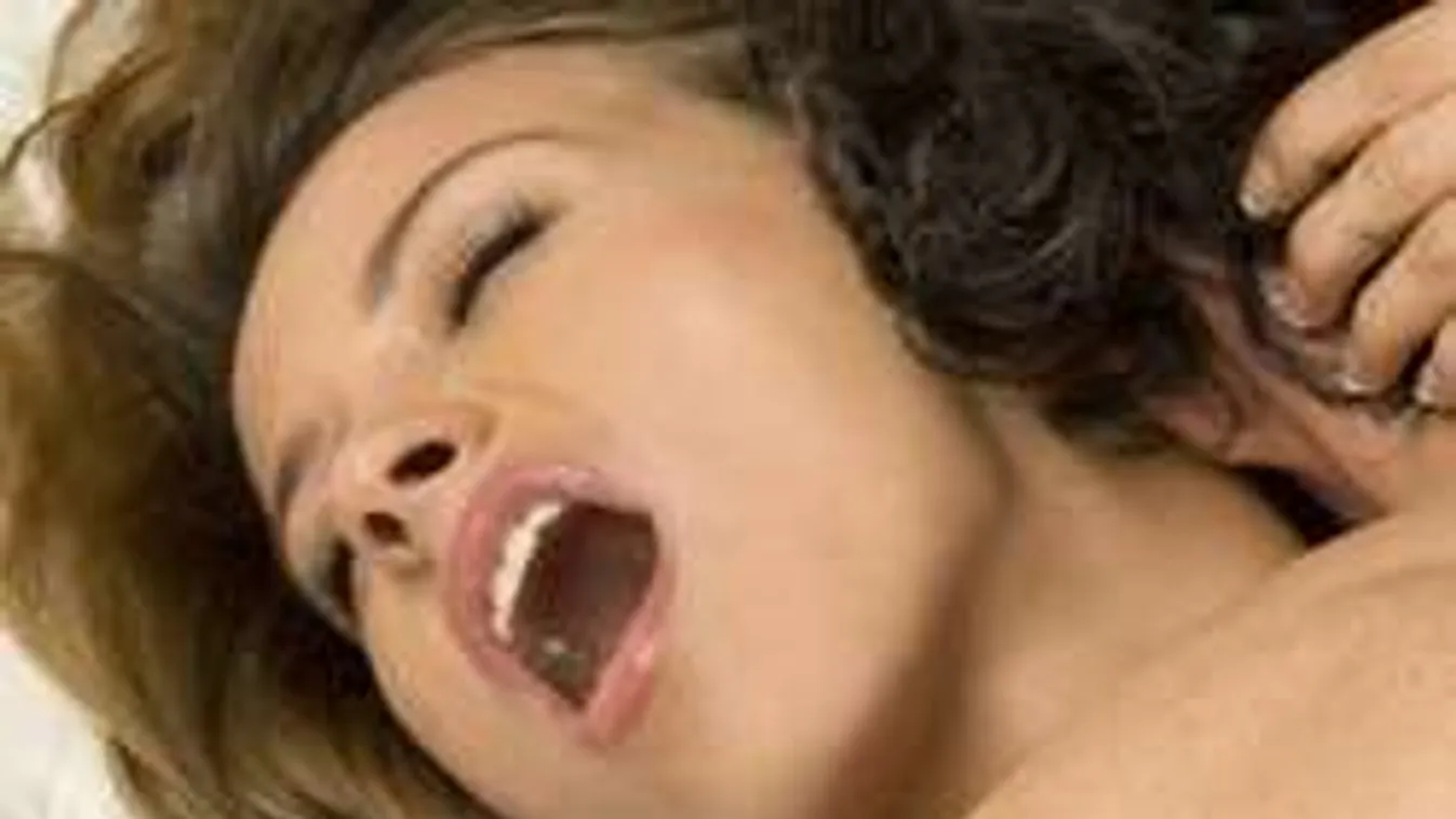 Így csókold a csiklót, hogy eszét veszítse a nő