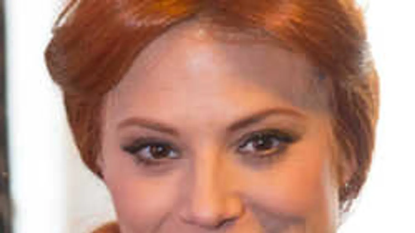 Megható üzeneteket küldtek a sztáranyukák Szinetár Dórának!