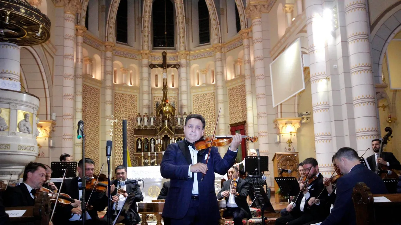 Értelmi sérültekért szólalt meg Mága Zoltán hegedűje Nyíregyházán