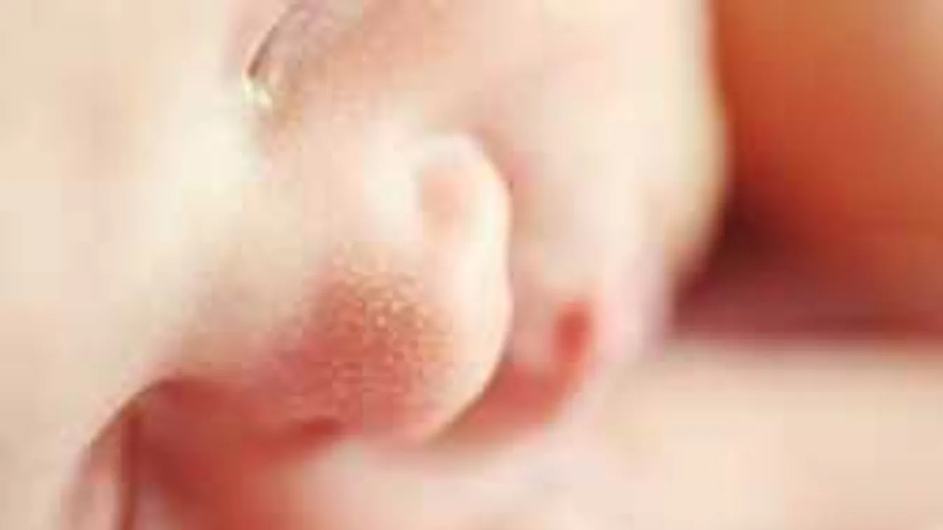 Egyetlen puszi miatt halt meg az újszülött baba