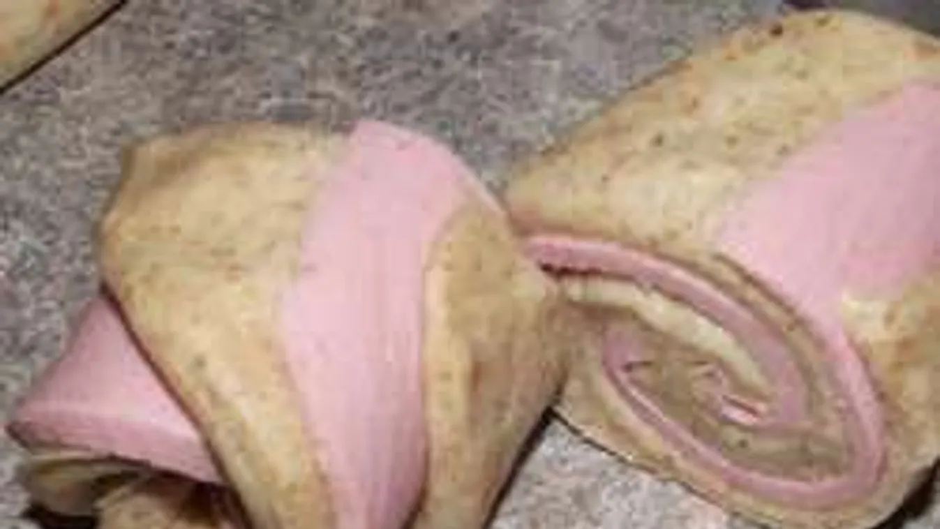 Nem hiszed el, mit ettek a szurkolók a vonaton!