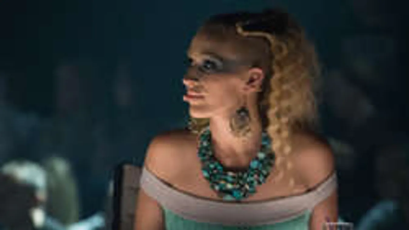 Borzasztó élményként emlékszik a szülésre a magyar énekesnő