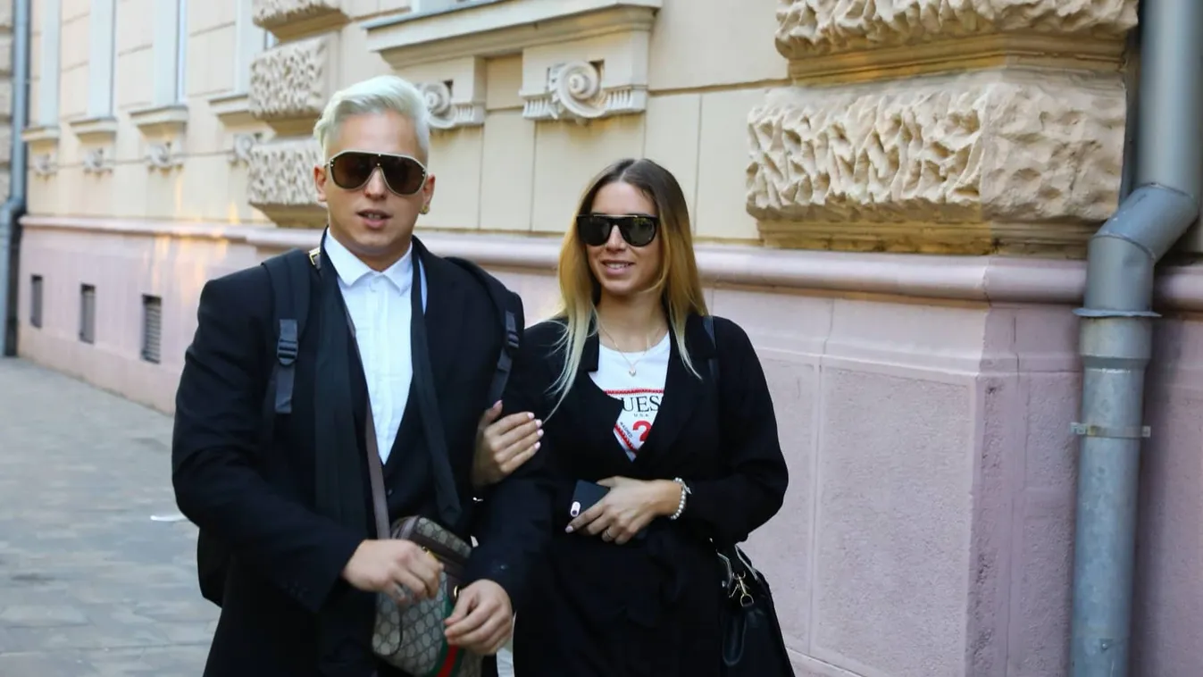 Megérkezett Aurelio a bíróságra: hatalmas meglepetés, ki kísérte el