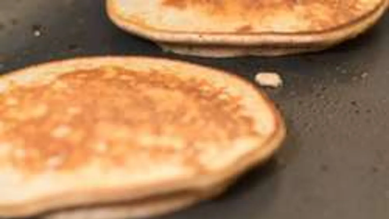 Szénhidrát STOP! Felhőkenyér után itt a felhőpalacsinta!