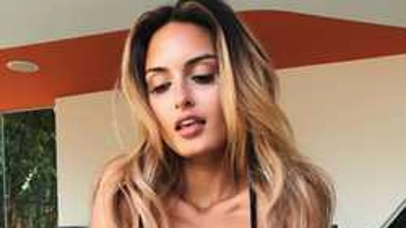 Bevadult a buli, szinte ruha nélkül táncoltak a fiatal szépségek